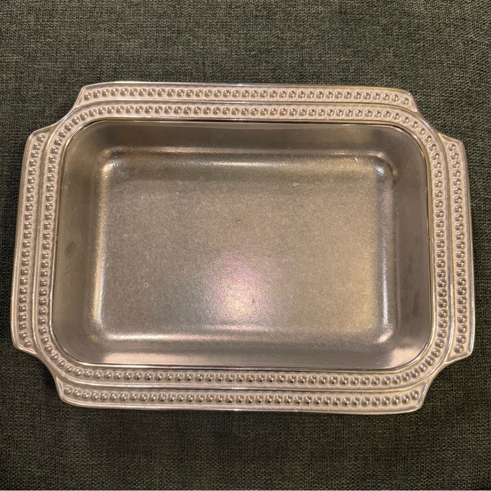 NEVER USED Wilton Armetale Silver Rectangular Casserole Serving Tray